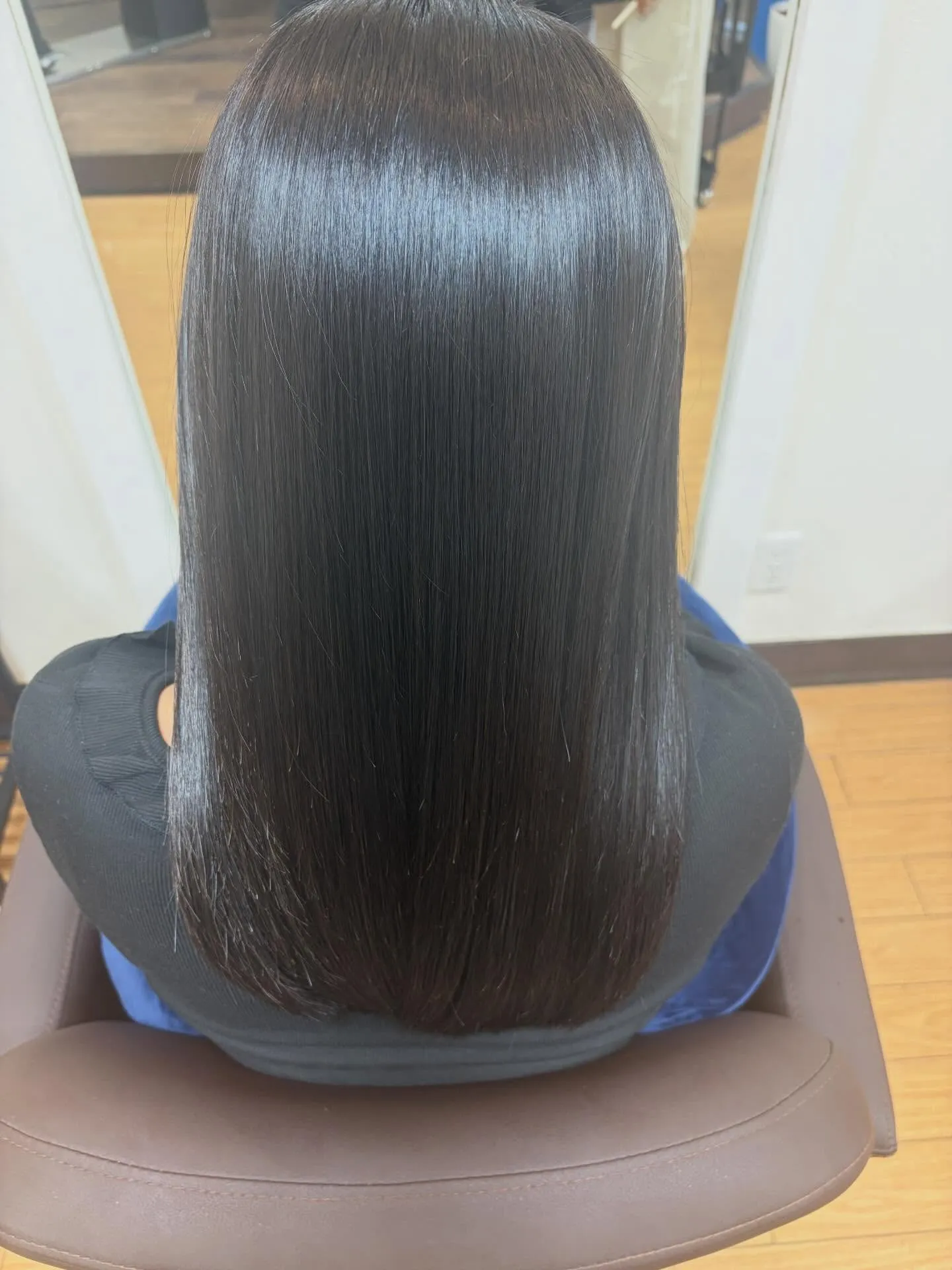 アイロンしても戻る方におすすめ髪質改善トリートメント！